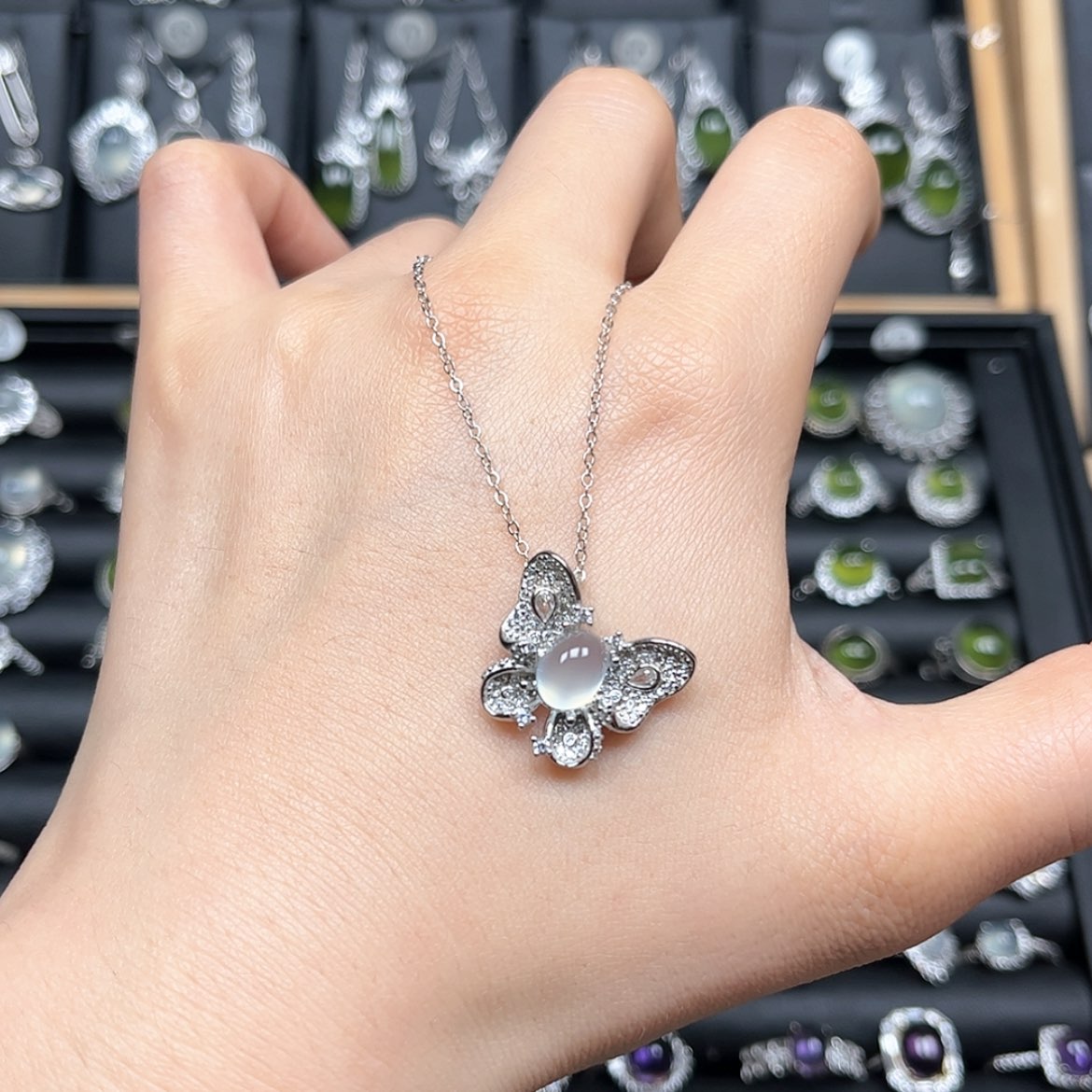 【闪购商品】岫玉颈饰银S925镶嵌꧁****