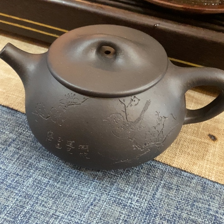 紫砂茶壶本*物景舟石瓢（黑泥）