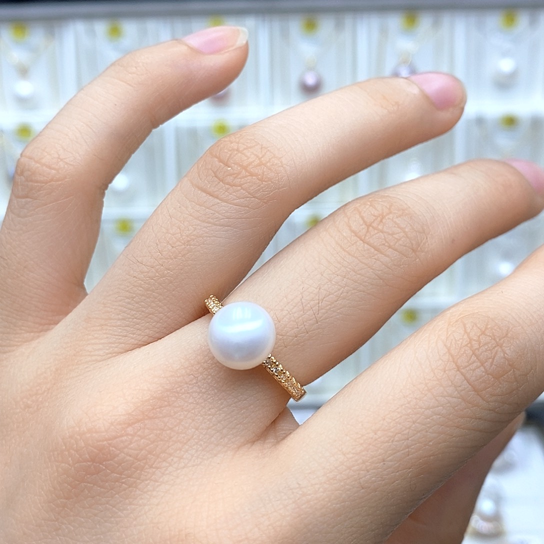 淡水珍珠合金颈饰