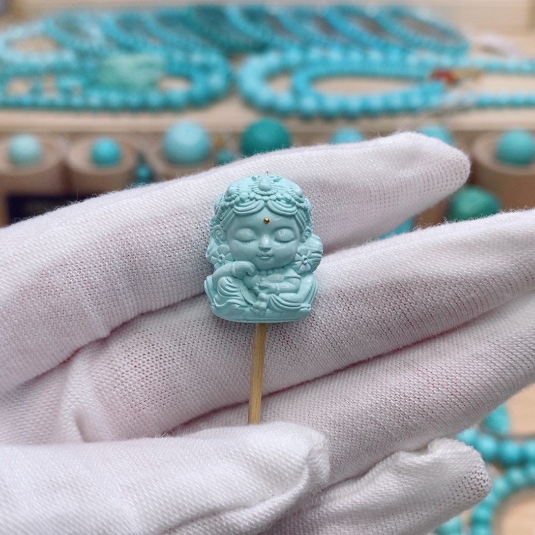 绿松石未镶嵌珠宝奇石