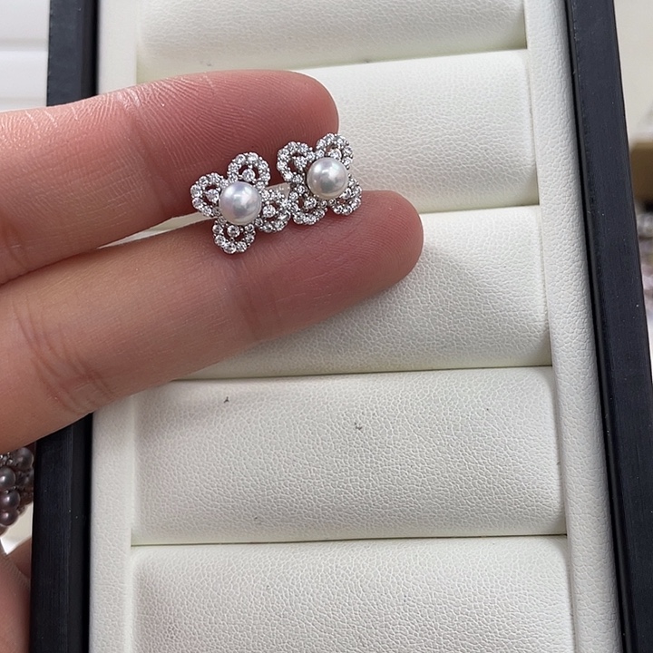 银S925镶嵌淡水珍珠颈饰