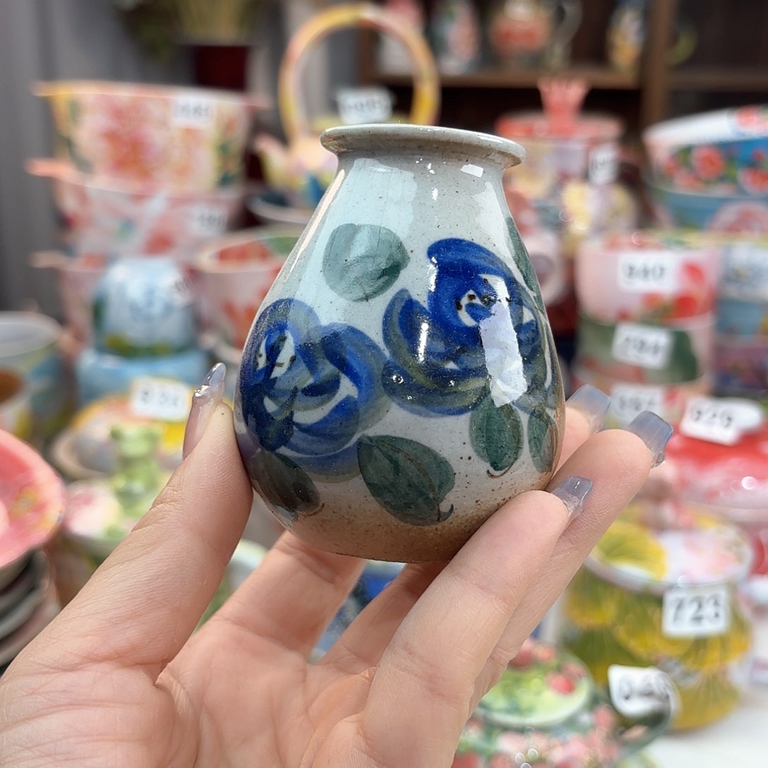 瓷片我不敢看电视我在床