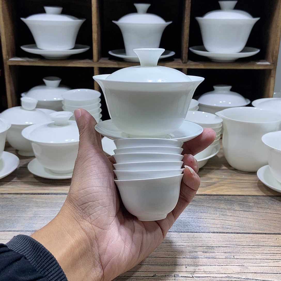 骨瓷大反口盖碗盖下约100ml+6玉兰杯35ml