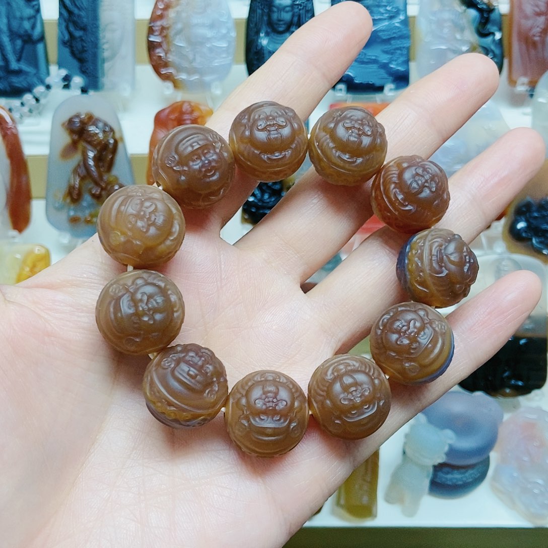 玛瑙/玉髓颈饰未镶嵌逮***鼠