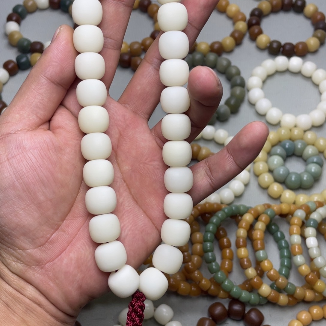 俗***俗吊坠菩提根/象牙果