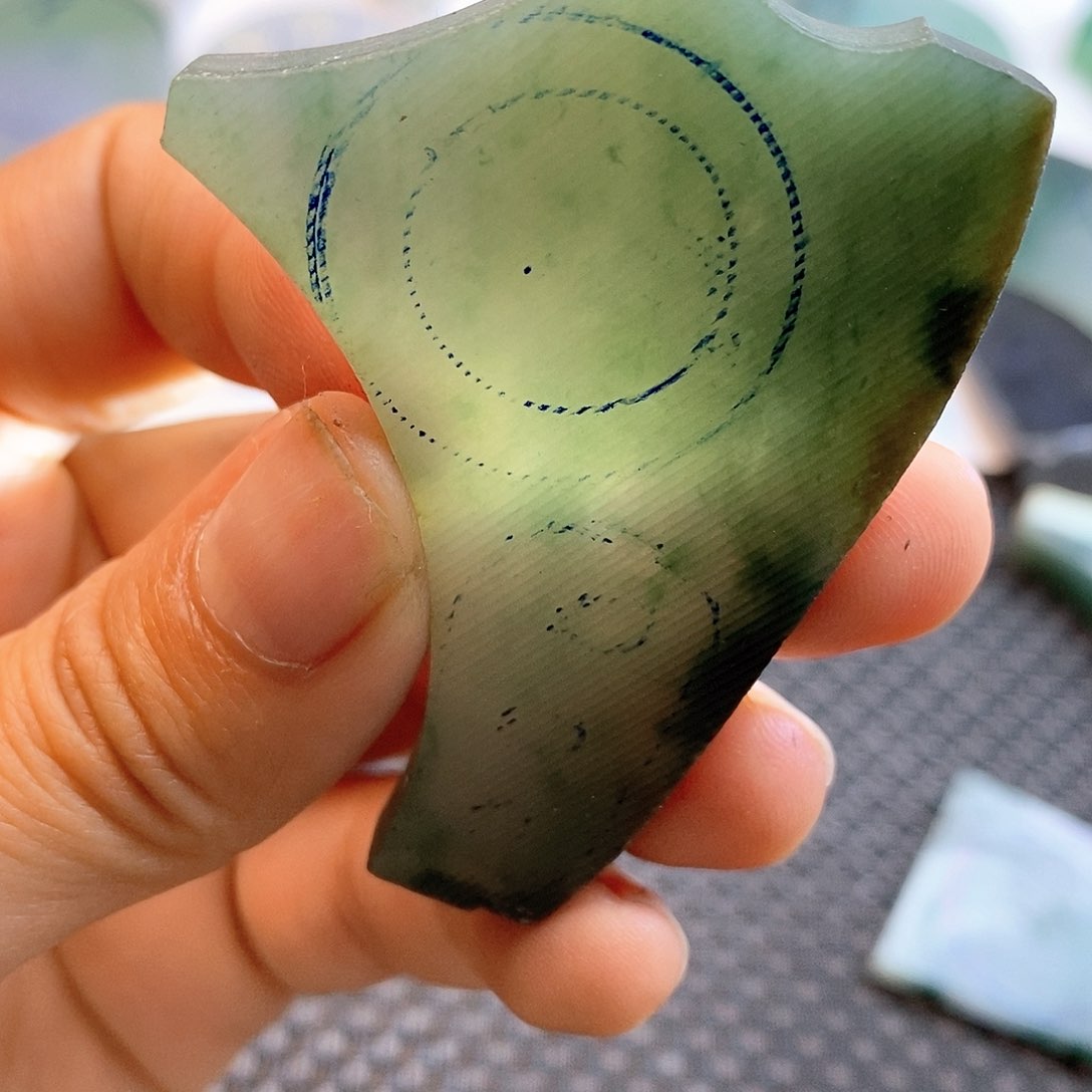 定制翡翠未镶嵌珠子