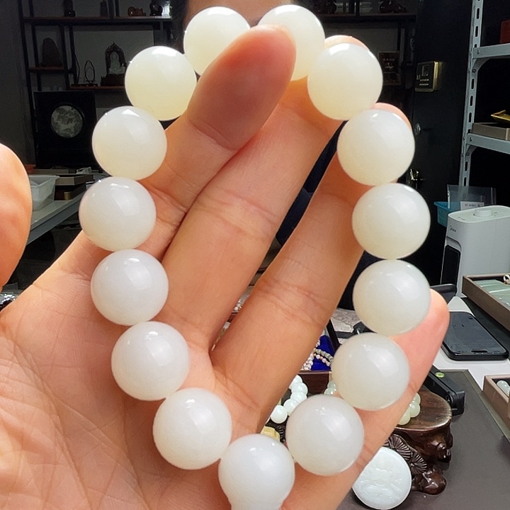 和田玉手链未镶嵌