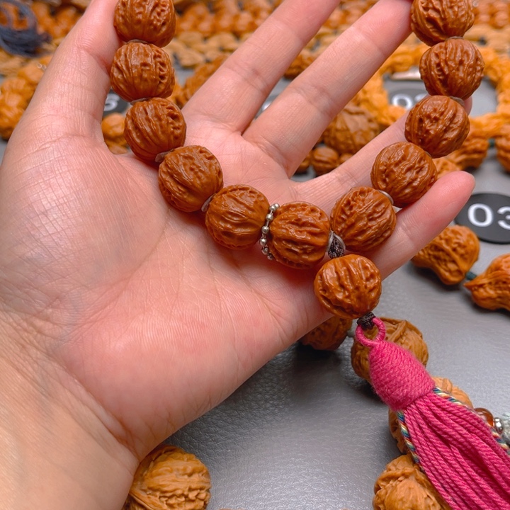 起***宿文玩核桃吊坠核桃手持