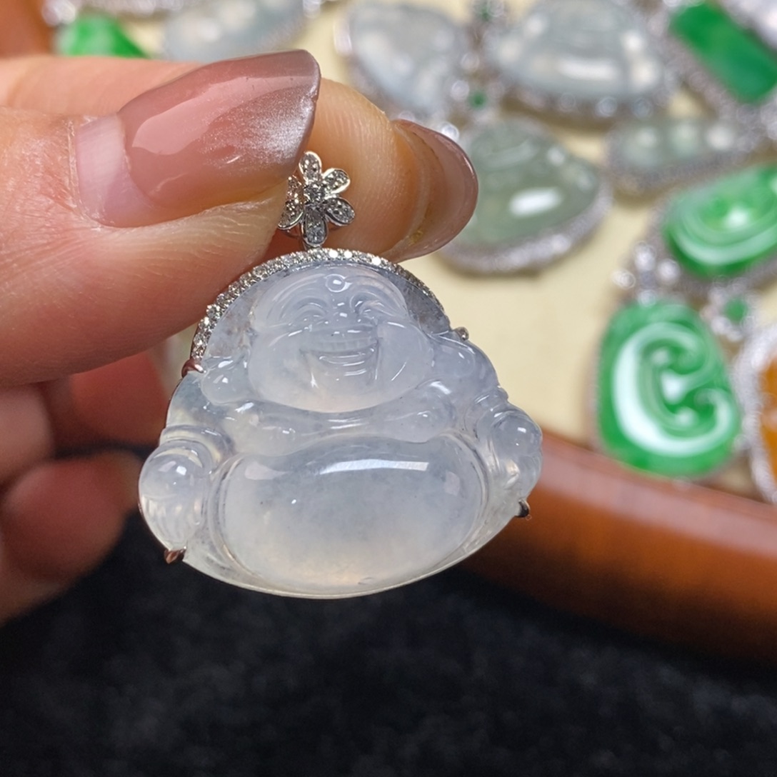 翡翠吊坠(赠链)18K金镶嵌