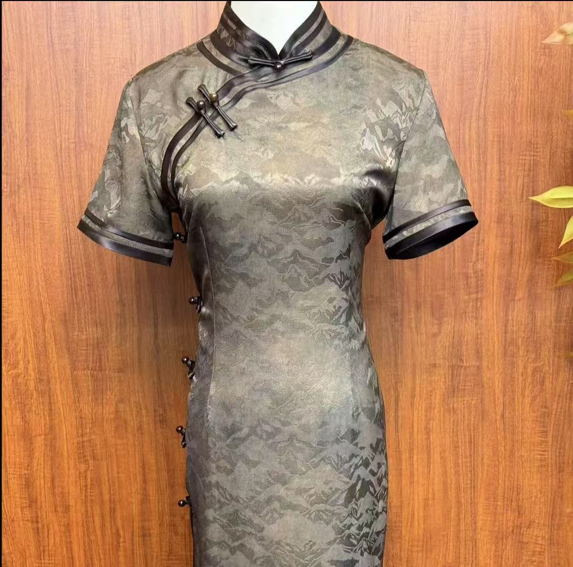 【御澜山景】2025夏季新款复古百搭优雅大方日常淑女旗袍