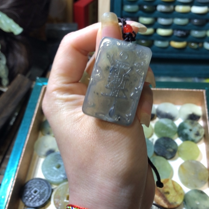 岫玉未镶嵌岫玉挂件