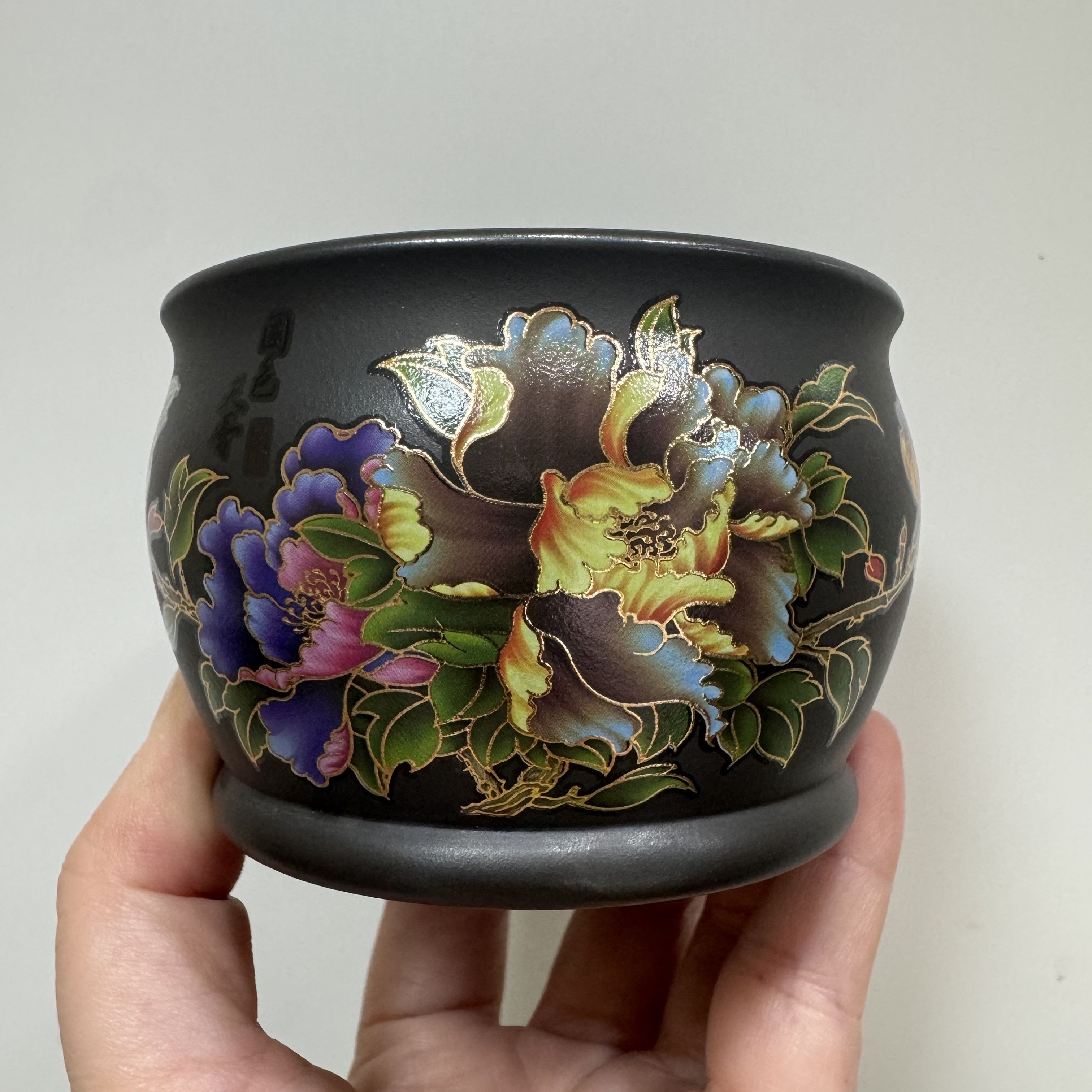 宜兴原矿紫砂全手工珐琅彩国色天香牡丹花石黄泥料170cc