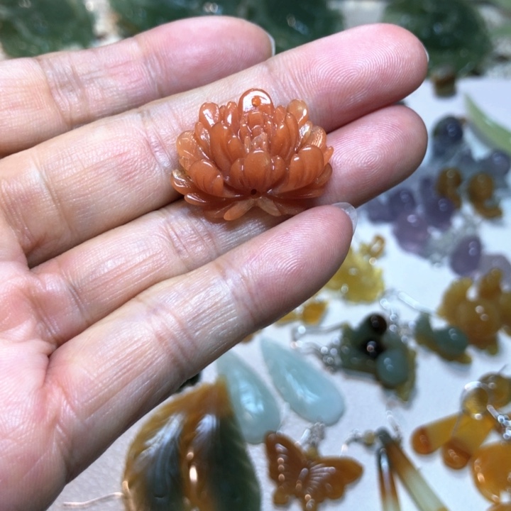 【闪购商品】蛇纹石玉耳环未镶嵌