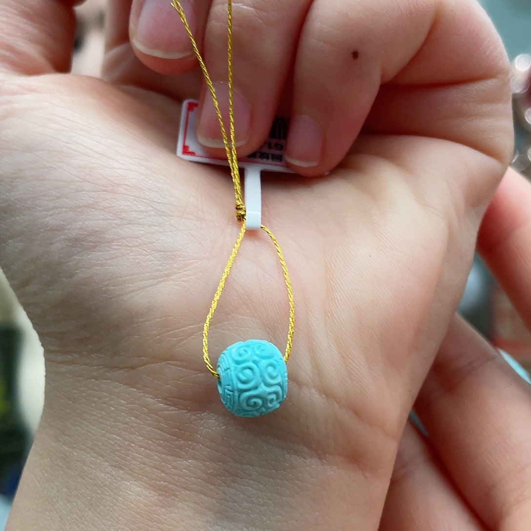 绿松石颈饰未镶嵌