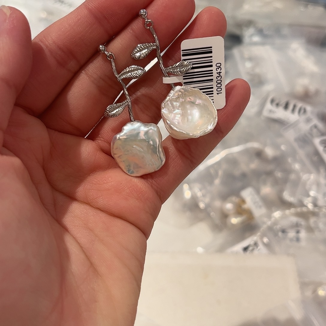 淡水珍珠耳饰合金