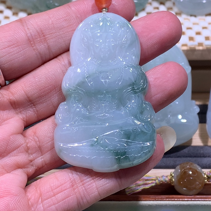 翡翠未镶嵌颈饰/炸/正装度母