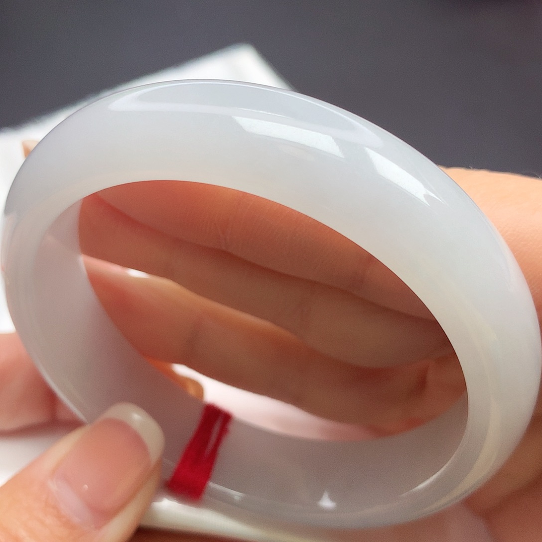 翡翠手镯未镶嵌08n n n n n n