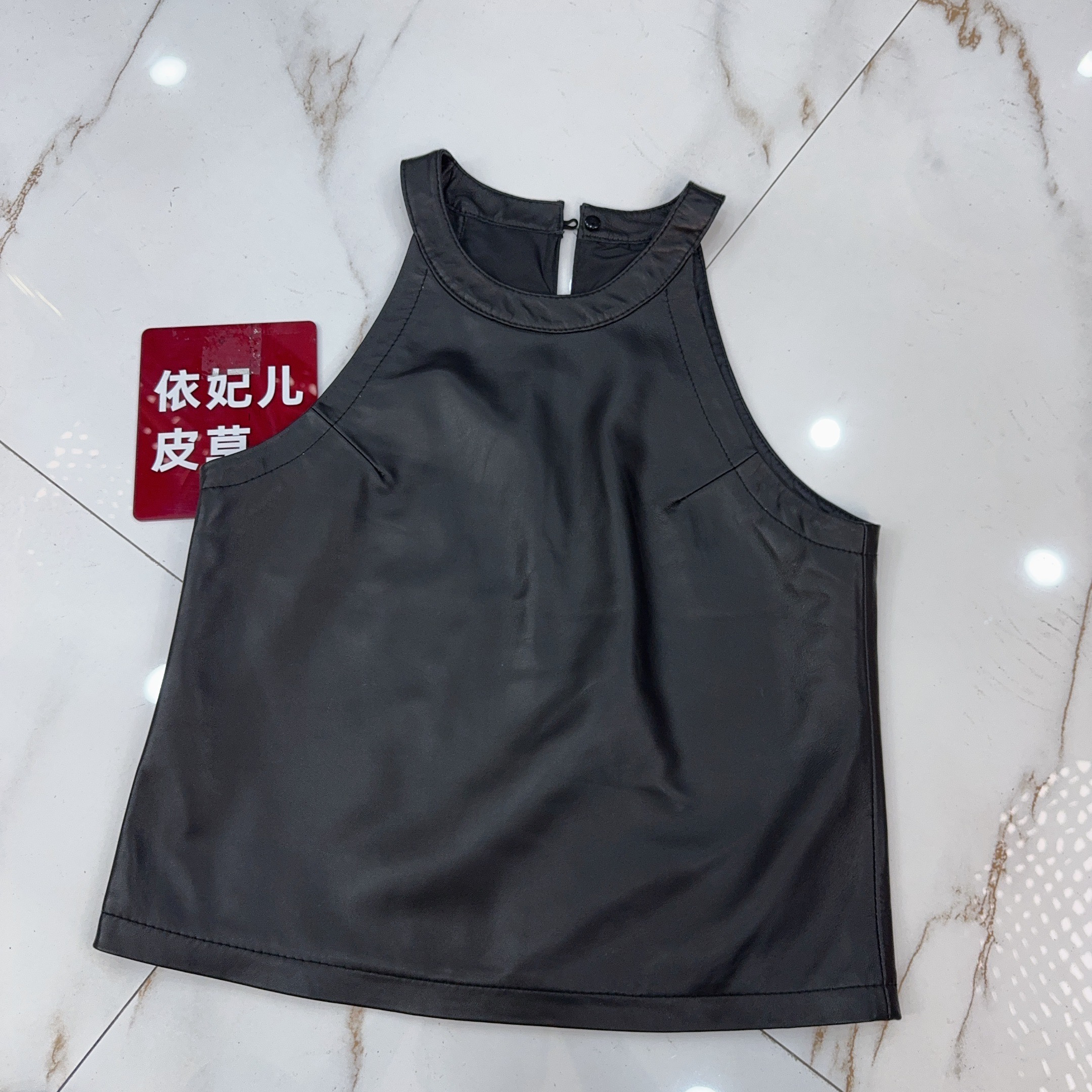 女士夏季挂脖带胸垫背心内搭外穿时尚小众设计感无袖上衣