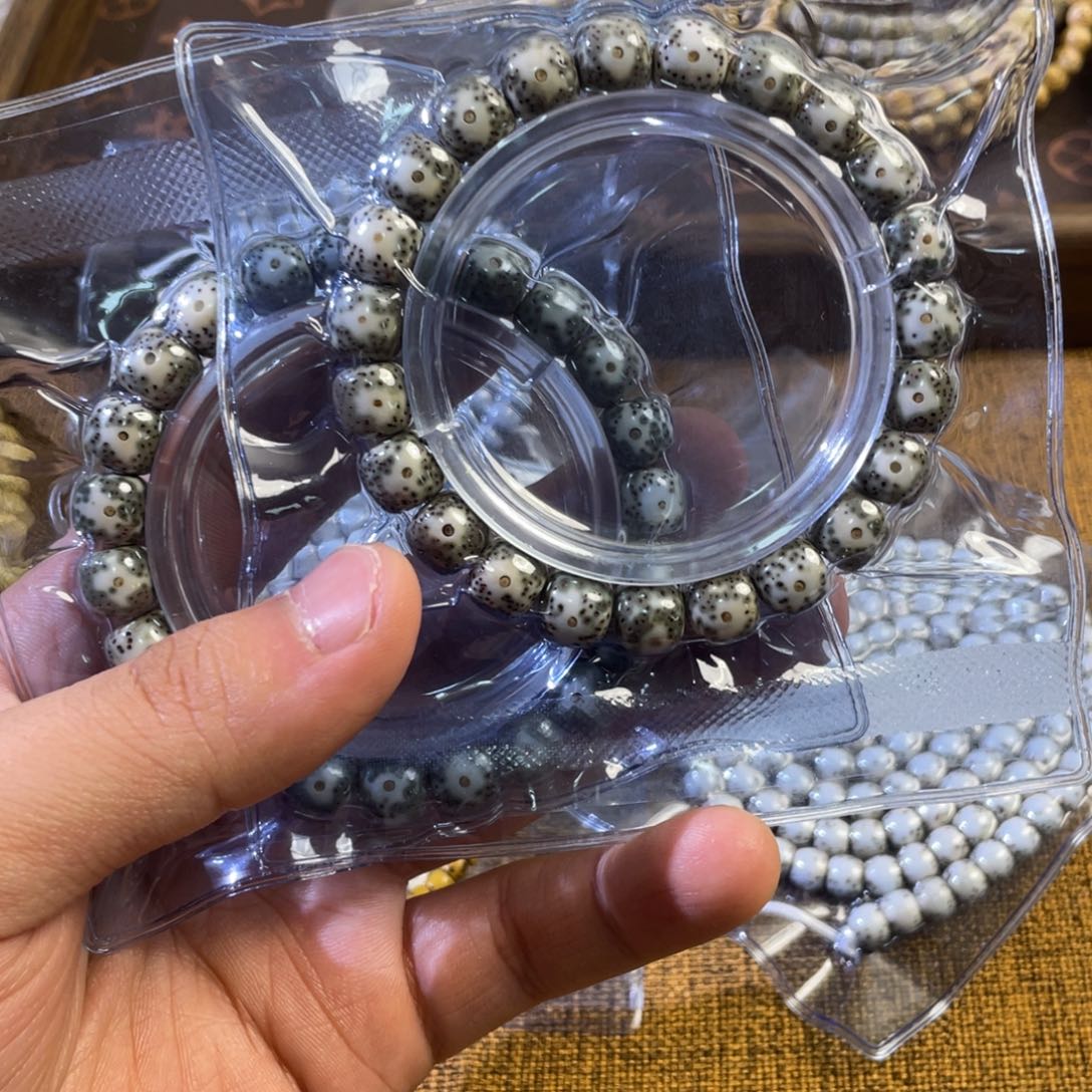星月菩提吊坠ʚ****ɞ大眼睛两条