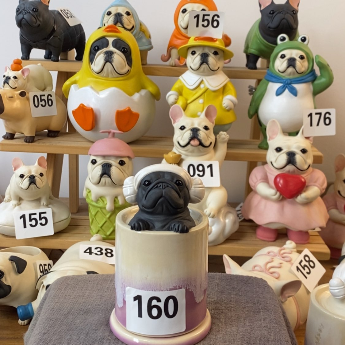 【闪购商品】160黑牛牙签筒陶瓷法斗