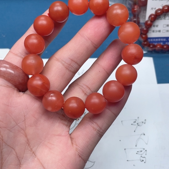 南红玛瑙未镶嵌手链