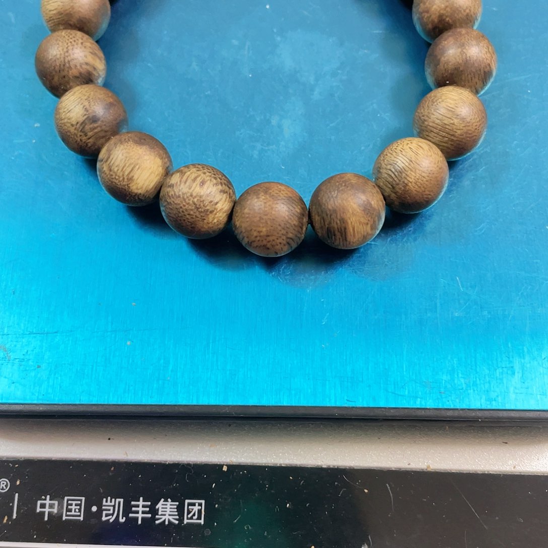 沉香木手串用****9卡12手串