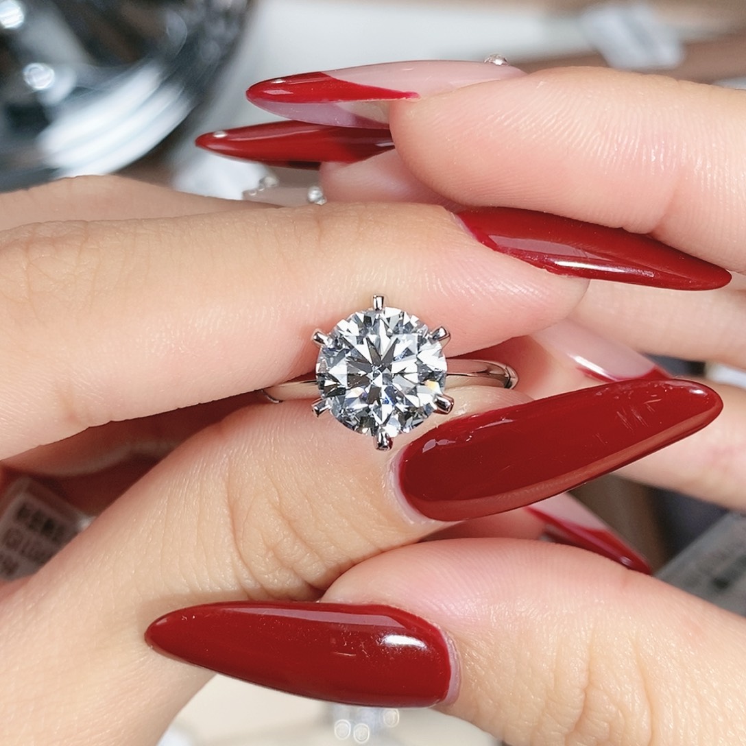 实验室培育钻石铂Pt950镶嵌壹****所