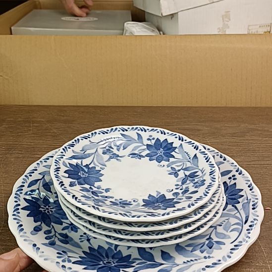 瓷片明天早上8:40开播。不见不散