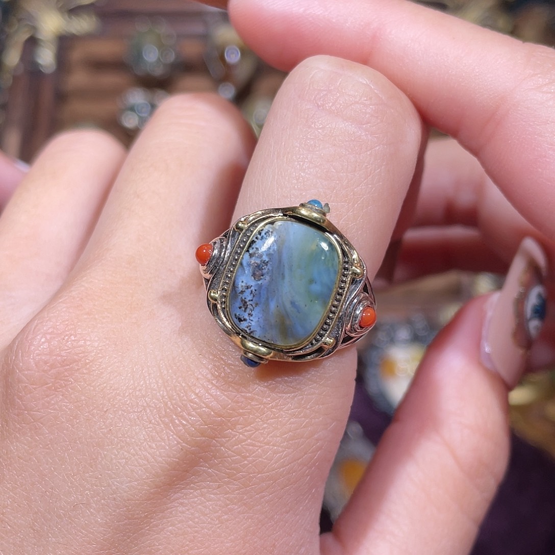 V***·琥珀银S925镶嵌戒指