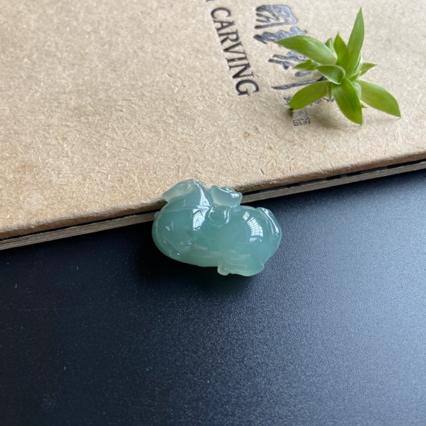 纯天然缅甸翡翠《唐马》气质时尚精美精致