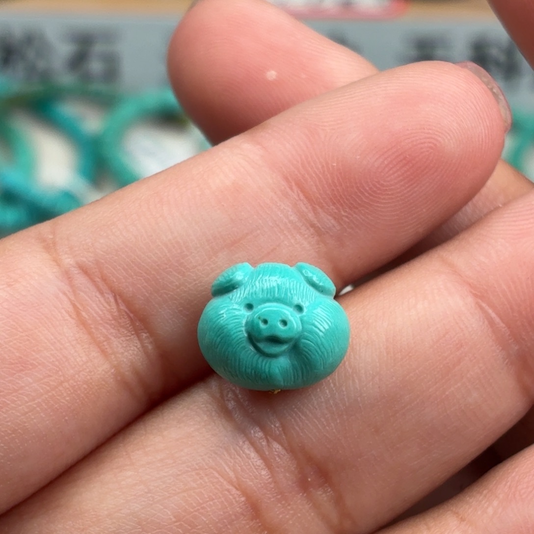 未镶嵌绿松石珠宝奇石