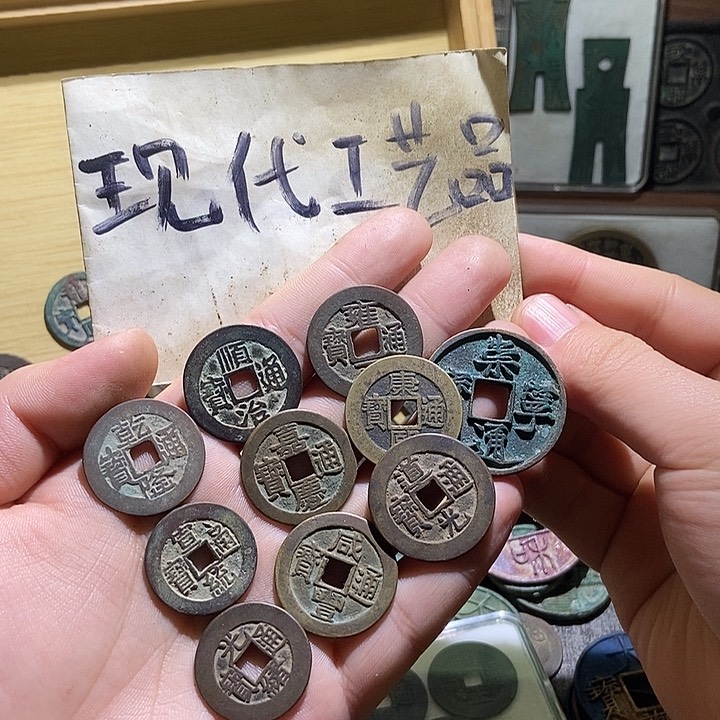 铜?****?现代翻砂制作工艺品