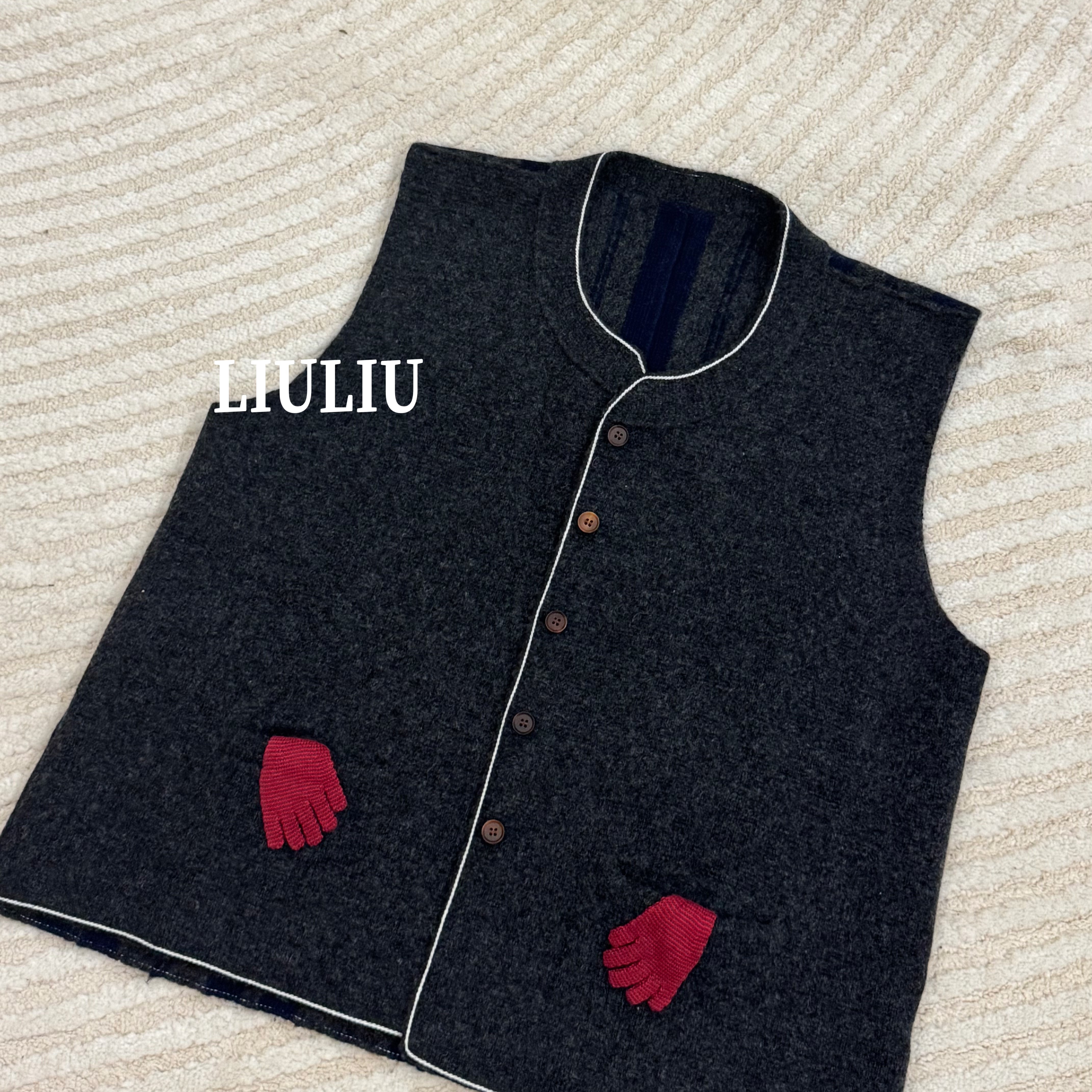 高品 灰色马甲 (NO退NO换)