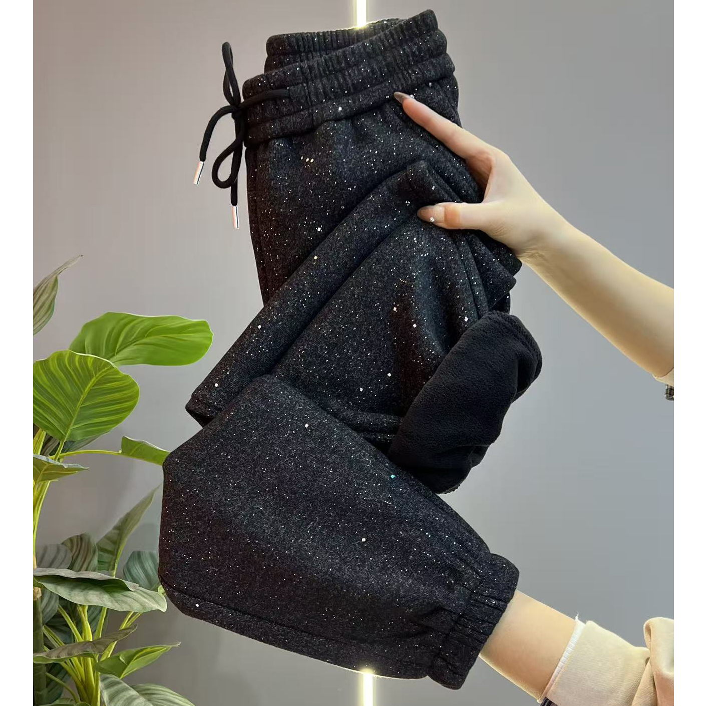 新款繁星点缀加绒休闲裤女2025冬季后妈裤加厚奥利绒哈伦裤九分裤