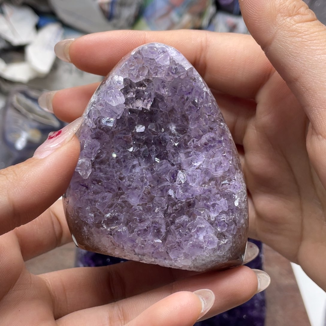 紫晶大型摆件（非配饰）未镶嵌