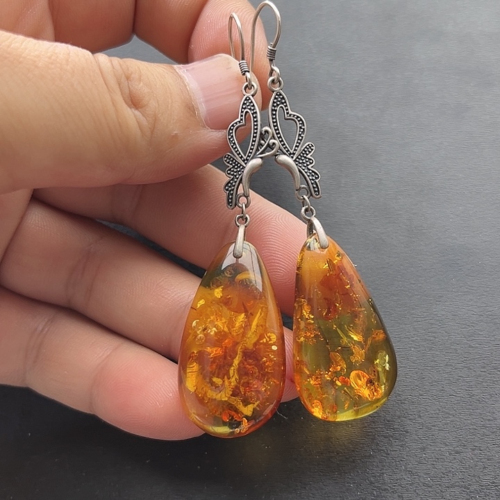 琥珀未镶嵌裸石耳坠