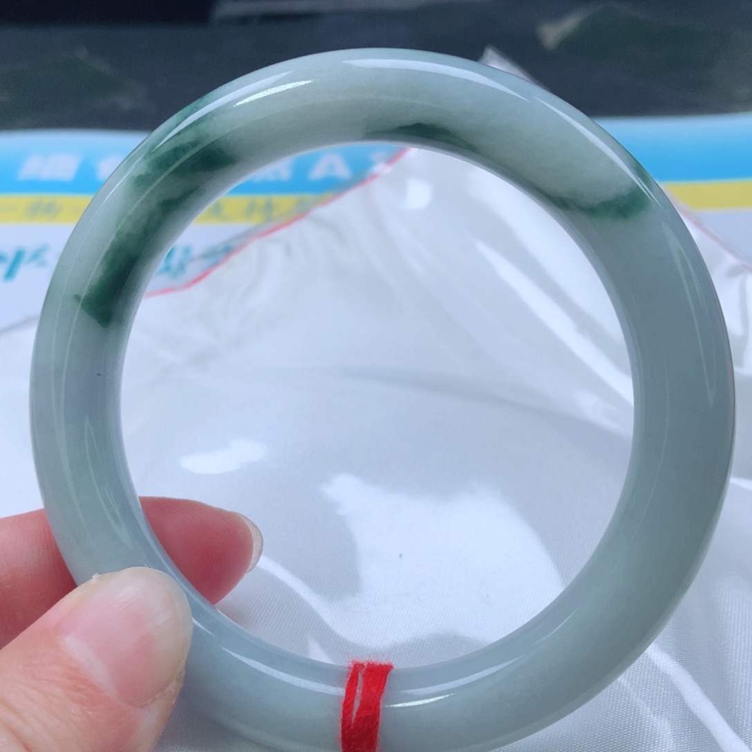 翡翠手镯未镶嵌0268号