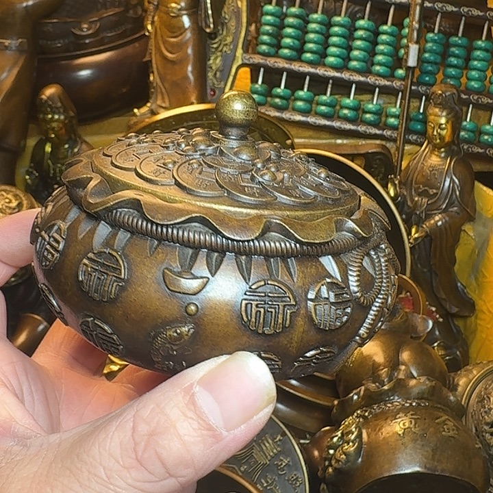 铜器摆件收收藏藏