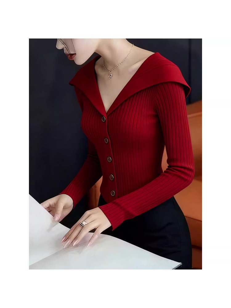 韩系洋气独特别致大翻领针织打底衫女秋季显白减龄气质长袖上衣潮