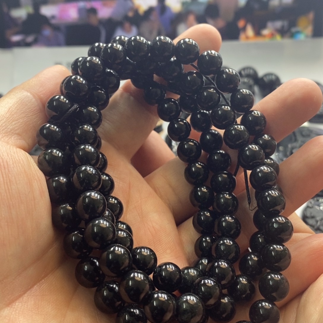 翡翠未镶嵌吊坠(不含链)卡8左右