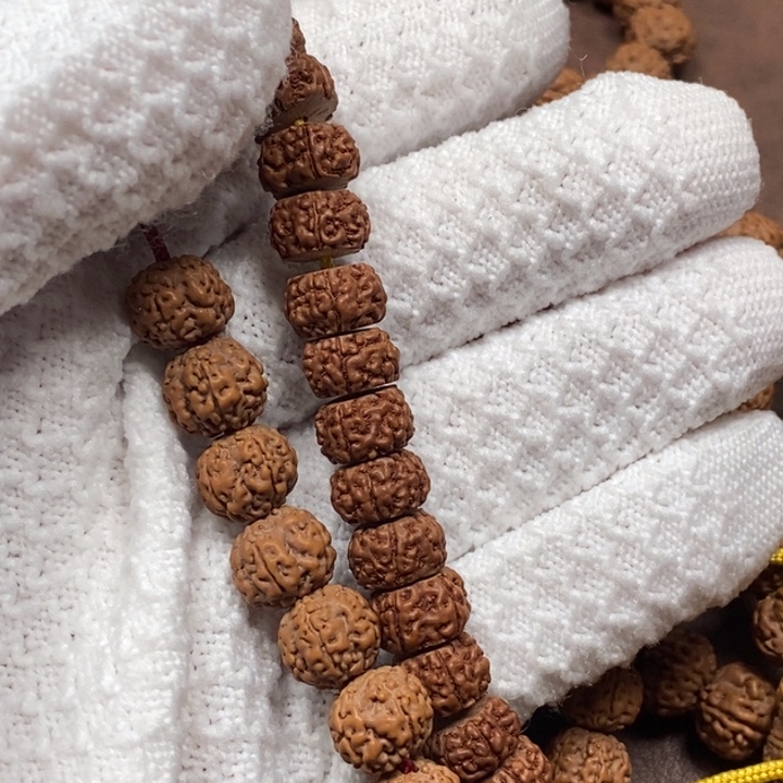 幸***福金刚菩提吊坠108元皮二代盘龙