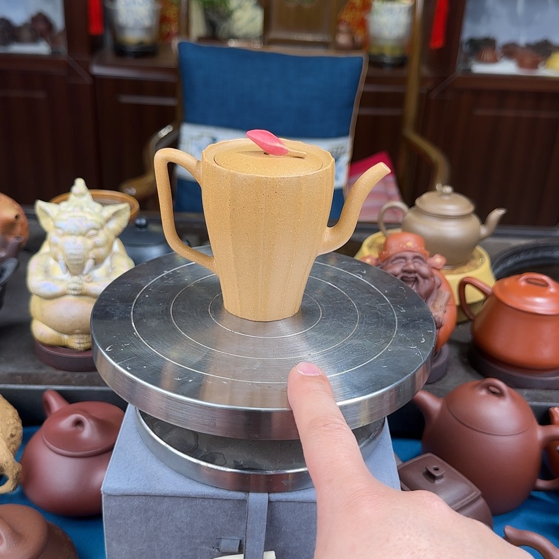 紫砂茶壶高莲黄金段