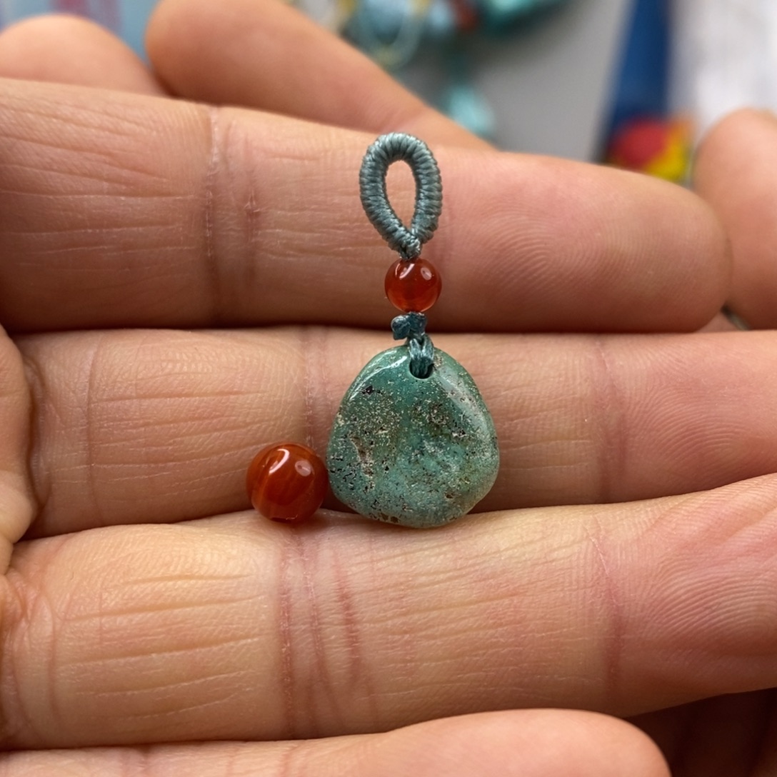 南红玛瑙未镶嵌珠宝奇石