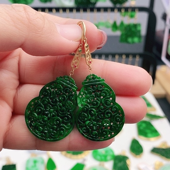 翡翠耳饰18K金镶嵌耳饰