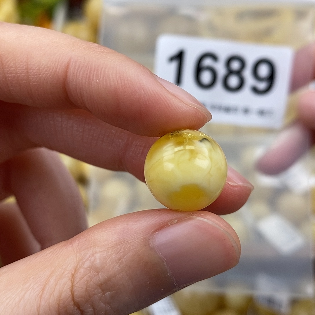 蜜蜡未镶嵌珠宝奇石13.8粉