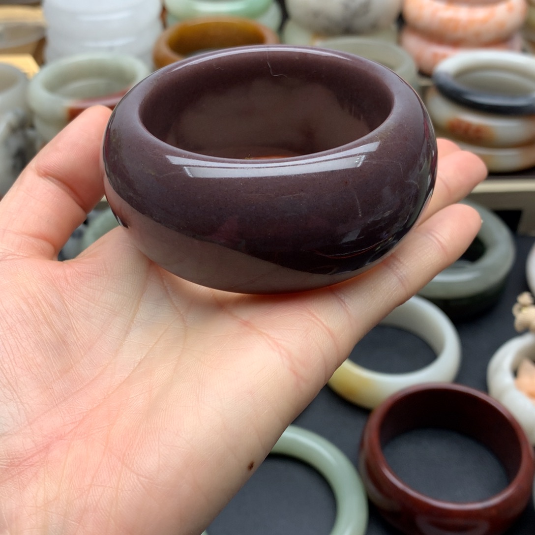 石英质玉未镶嵌手镯女****皇