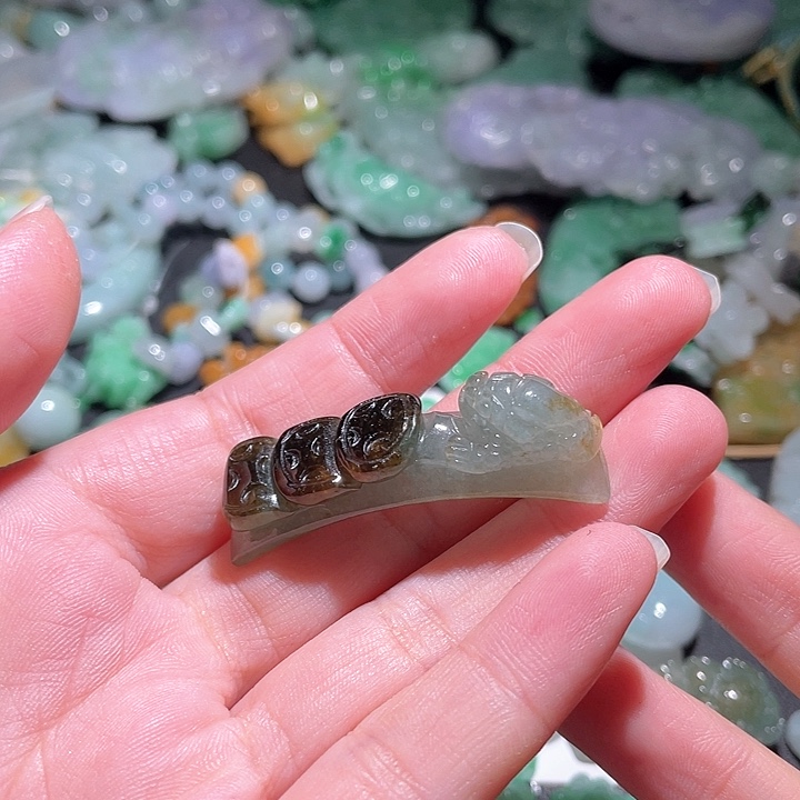 颈饰未镶嵌翡翠舒*天