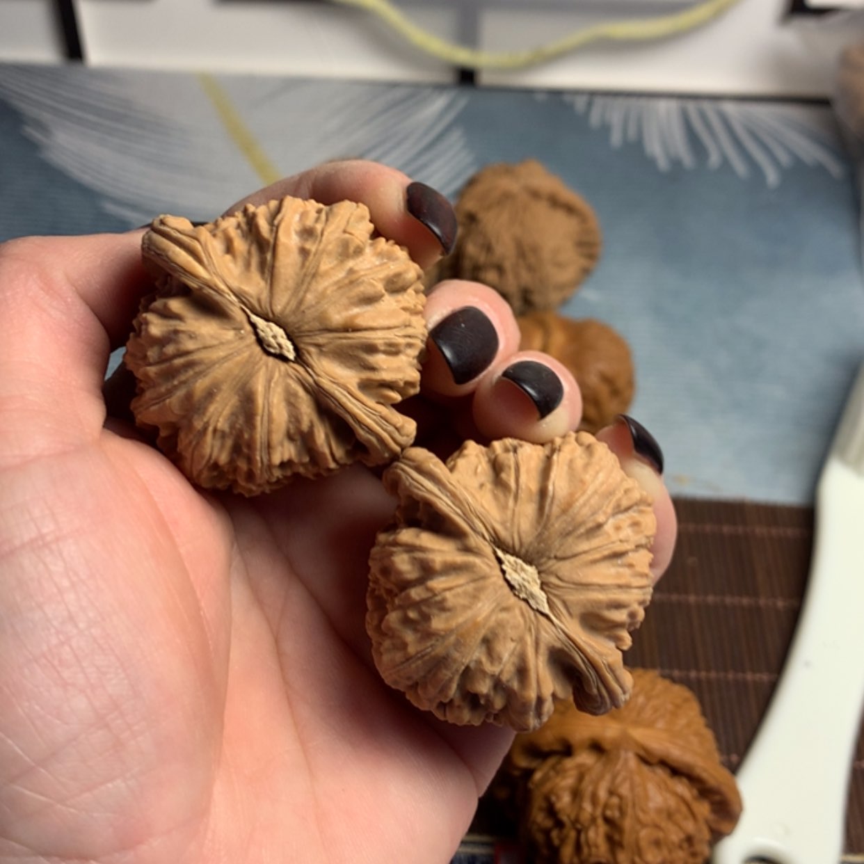 【闪购商品】文玩核桃吊坠子**辰白狮