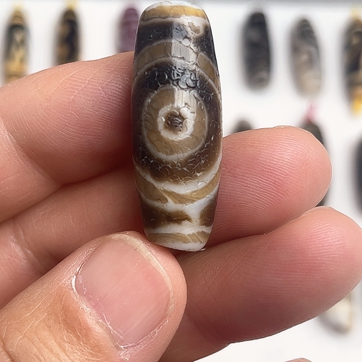 玛瑙/玉髓颈饰合金