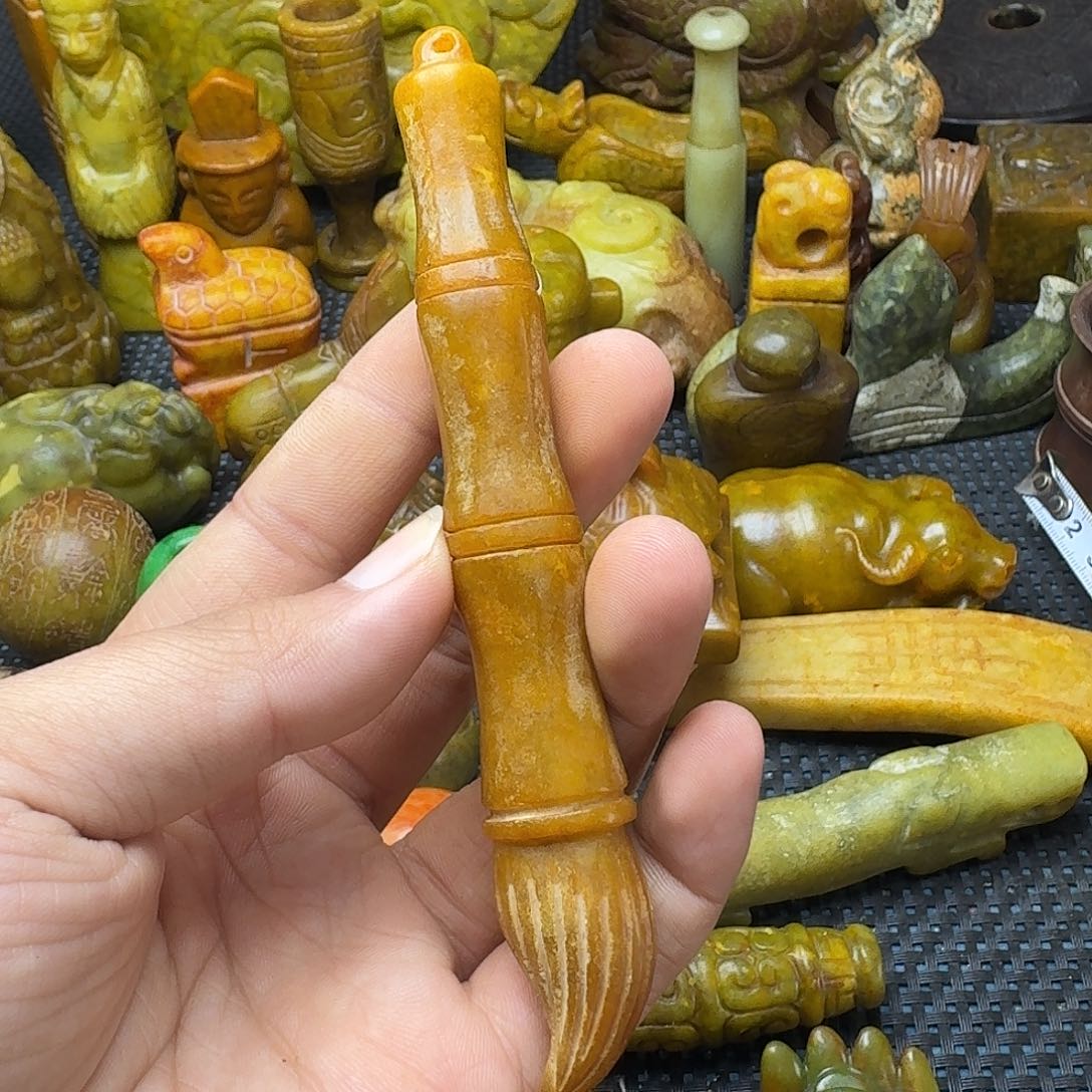 白玉菩提吊坠。。。